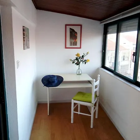 아파트 4 Bedrooms With View And Wifi At 리스본