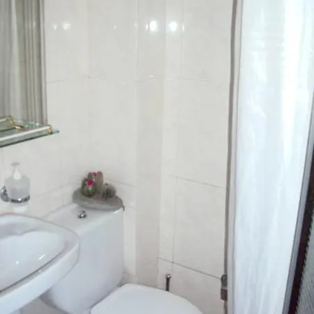 Appartement 4 Bedrooms With View And Wifi At
